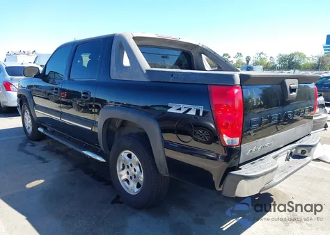 2004 Chevrolet Avalanche 1500 z USA, uszkodzony, nr VIN 3GNEK12T64G225626